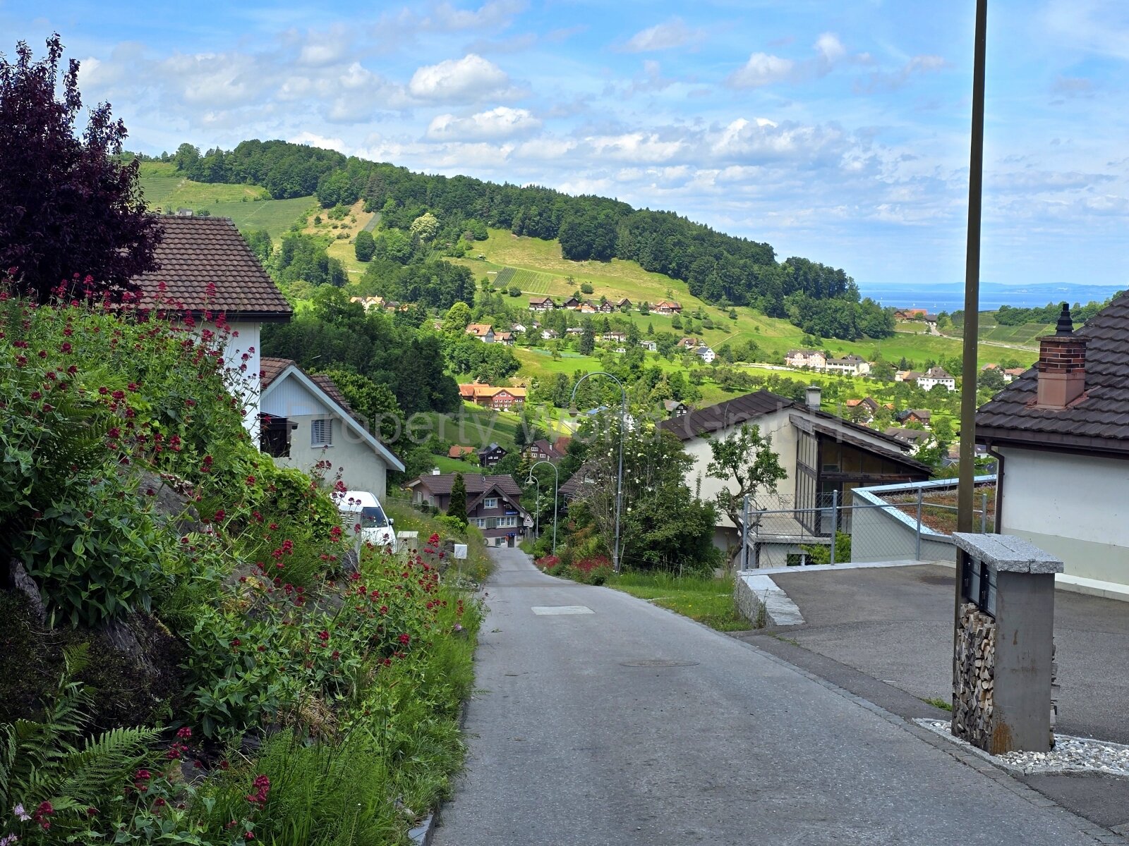 🏡 Ein Ort für neue Perspektiven – Wohnen & Arbeiten über dem Bodensee - mit zusätzlichen 444m2 Wohn- u. Gewerbezone
