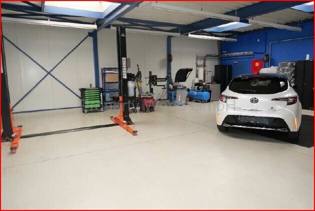 „Investieren – Erweitern – Profitieren: Gewerbeobjekt mit Zukunftsfläche“