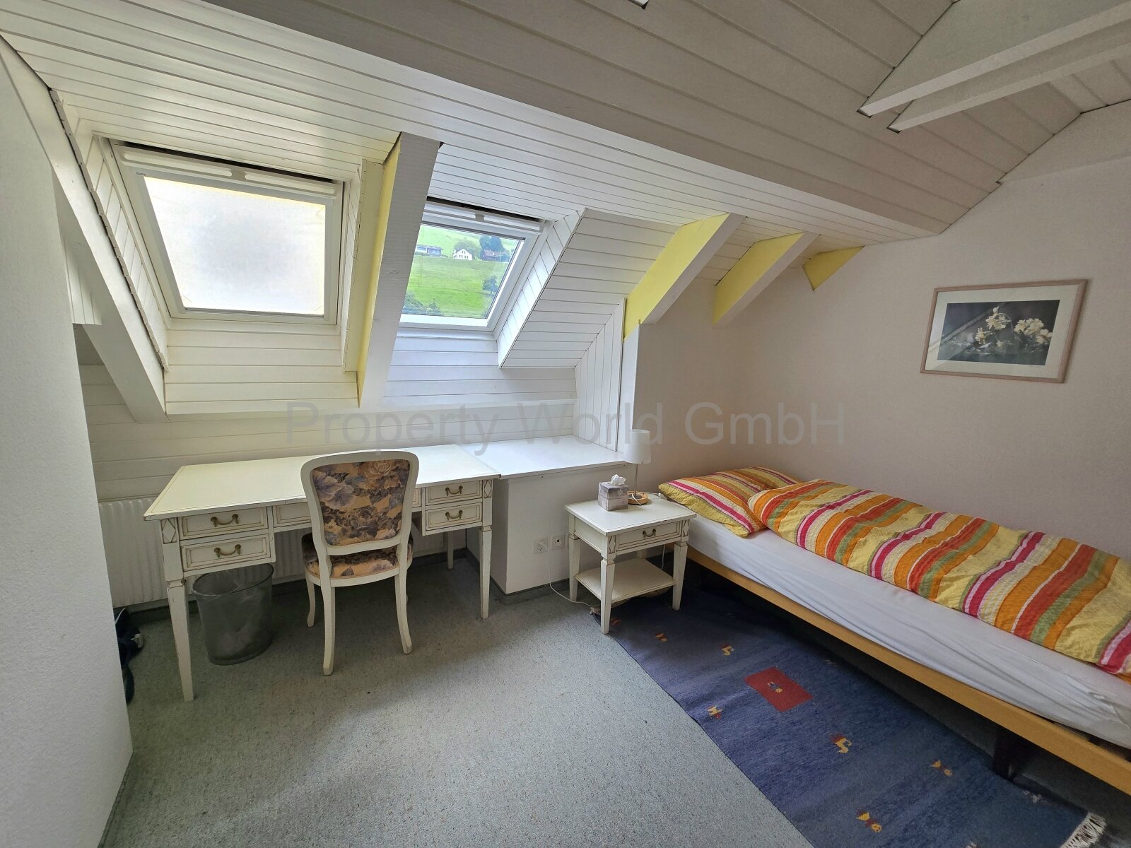 1. ZIMMER MIT BAD 2. OG 1. ZIMMER MIT BAD 2. OG