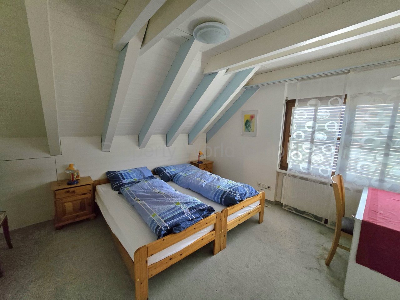 2. ZIMMER MIT BAD 2. OG 2. ZIMMER MIT BAD 2. OG
