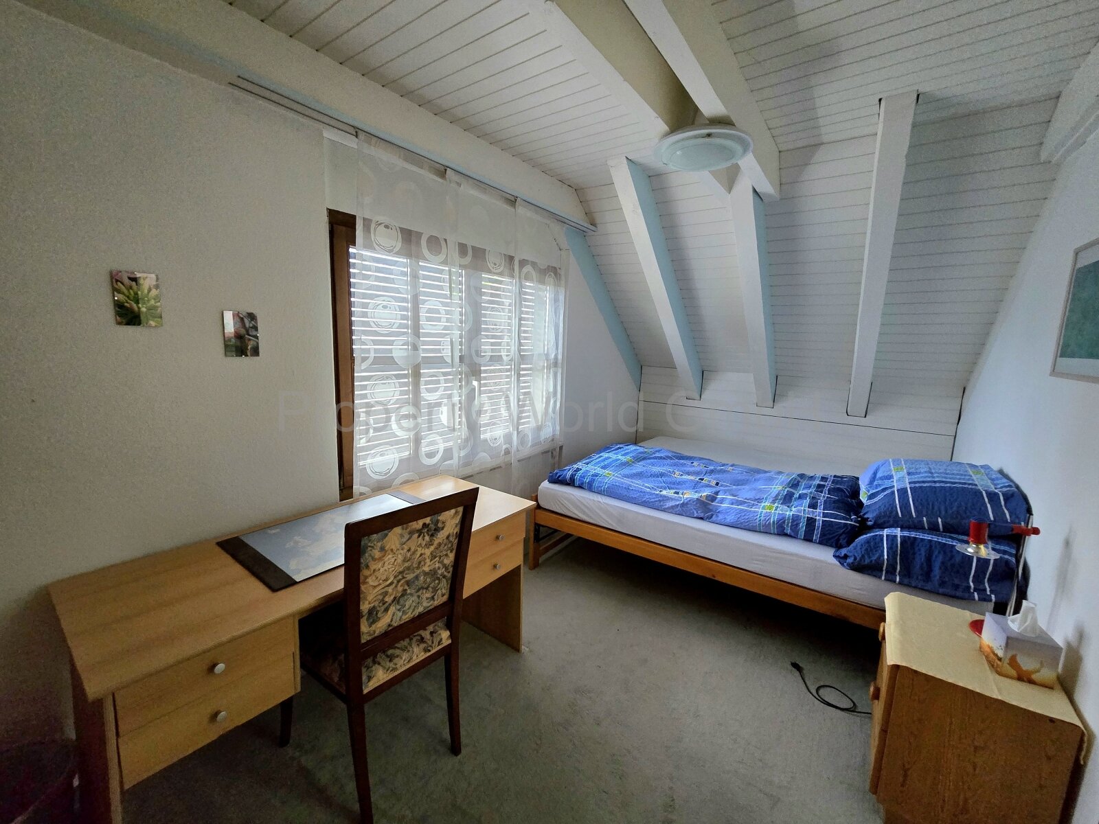 4. ZIMMER MIT BAD 2. OG 4. ZIMMER MIT BAD 2. OG