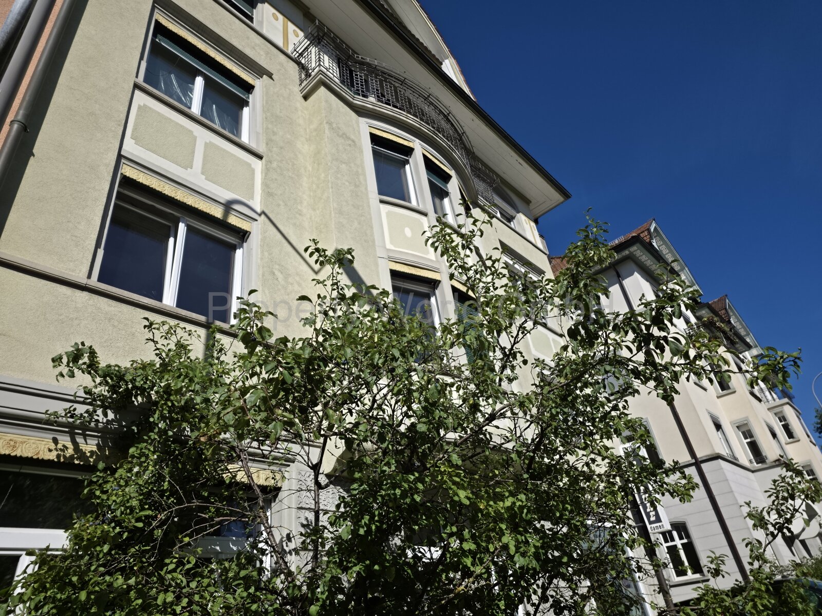 Renditekräftiges Mehrfamilienhaus mit Stil und Geschichte