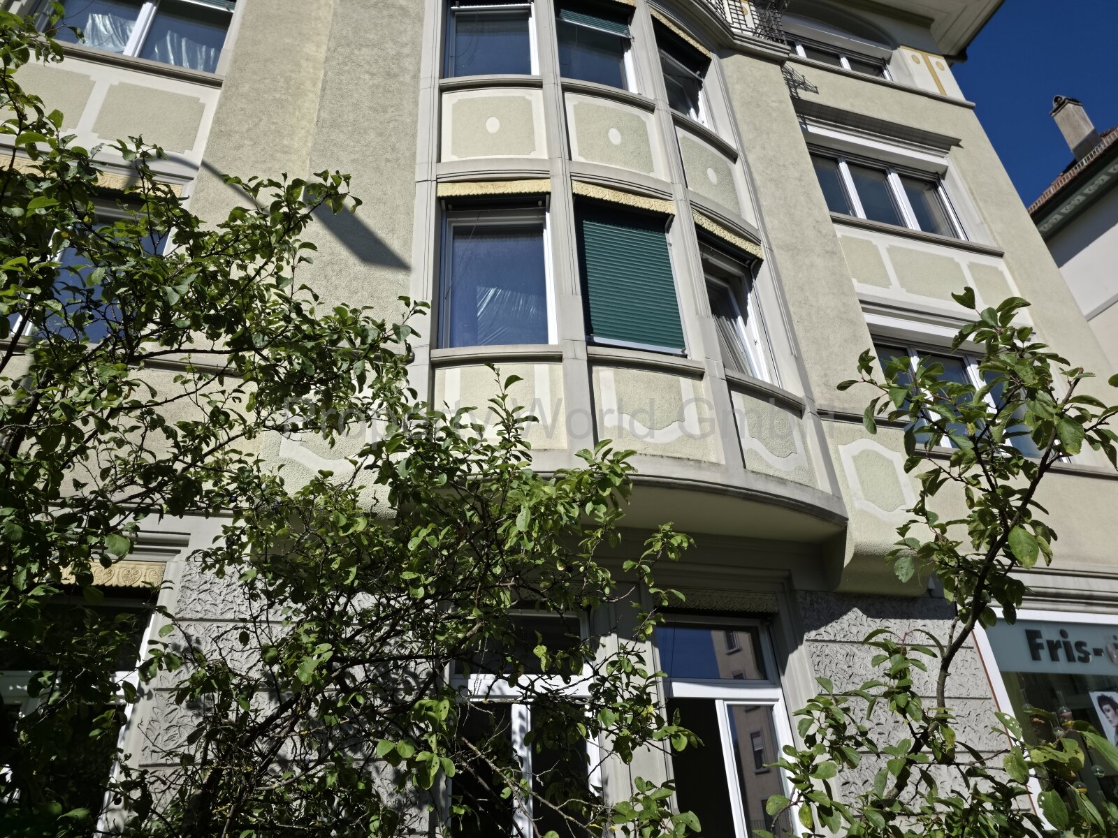Renditekräftiges Mehrfamilienhaus mit Stil und Geschichte