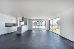 Wohn-/Esszimmer/Küche (Foto einer ähnlichen Wohnung)